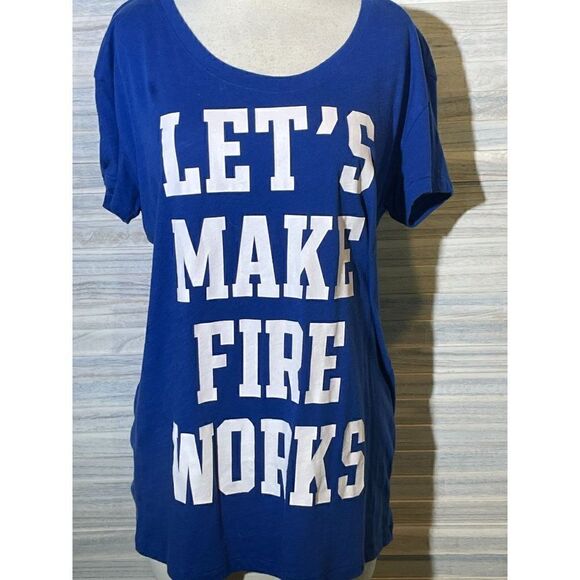 Victoria's Secret S-P PINK Fireworks Tee - Picture 6 of 13